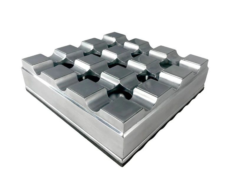 Club All Metal Cast Body Grid Design Ashtray - Image 2